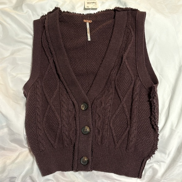 NWT Free People sweater vest - Picture 2 of 4